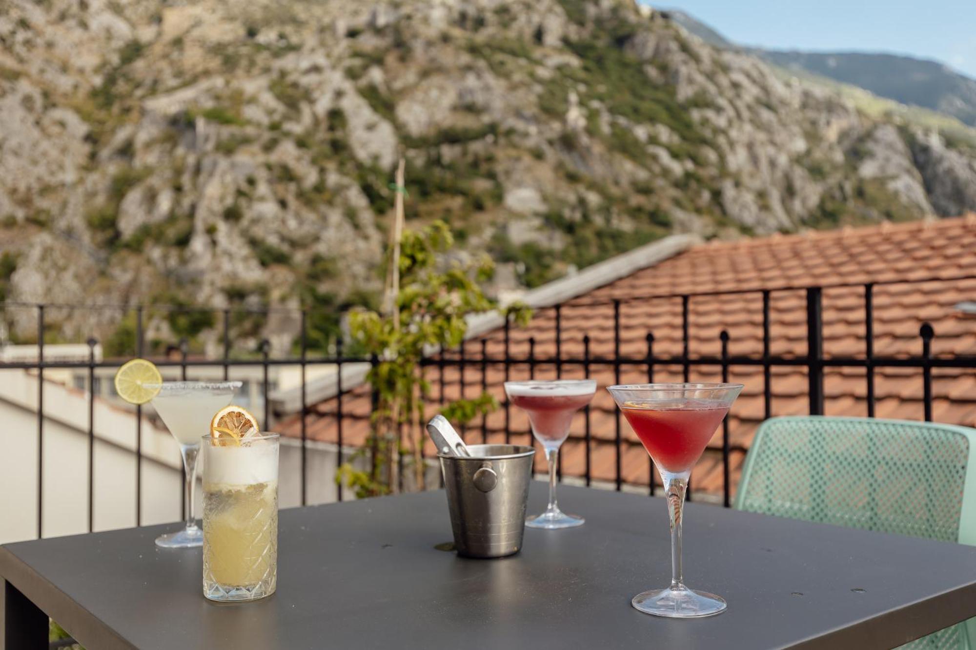 Kotor Central Point Eksteriør billede